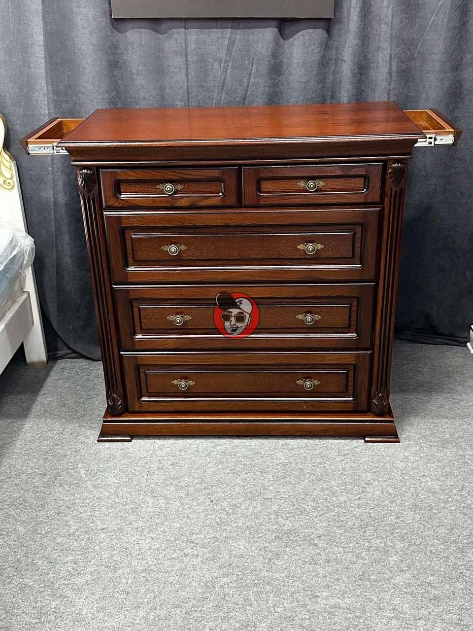 Комоди з дерева (ясен)