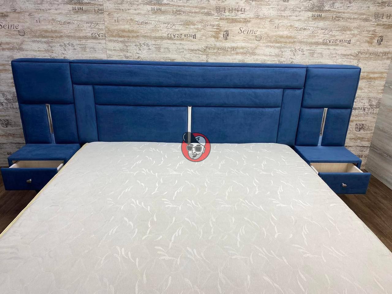 Мʼяке ліжко з тумбами підвісними і підйомним механізмом